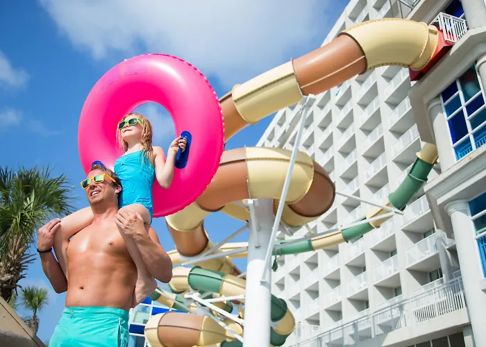 Crown Reef Beach Resort And Waterpark
